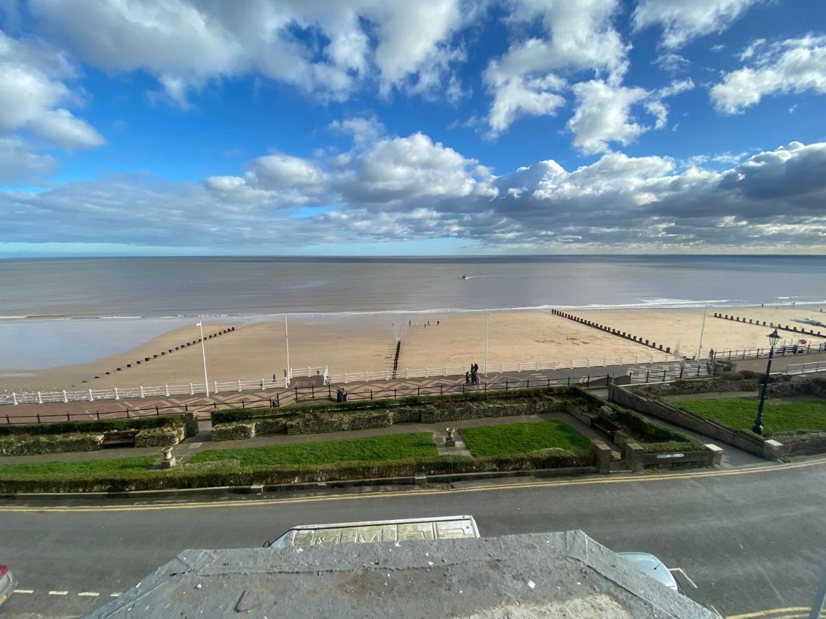 Oceana Holiday Apartments Bridlington Exterior photo