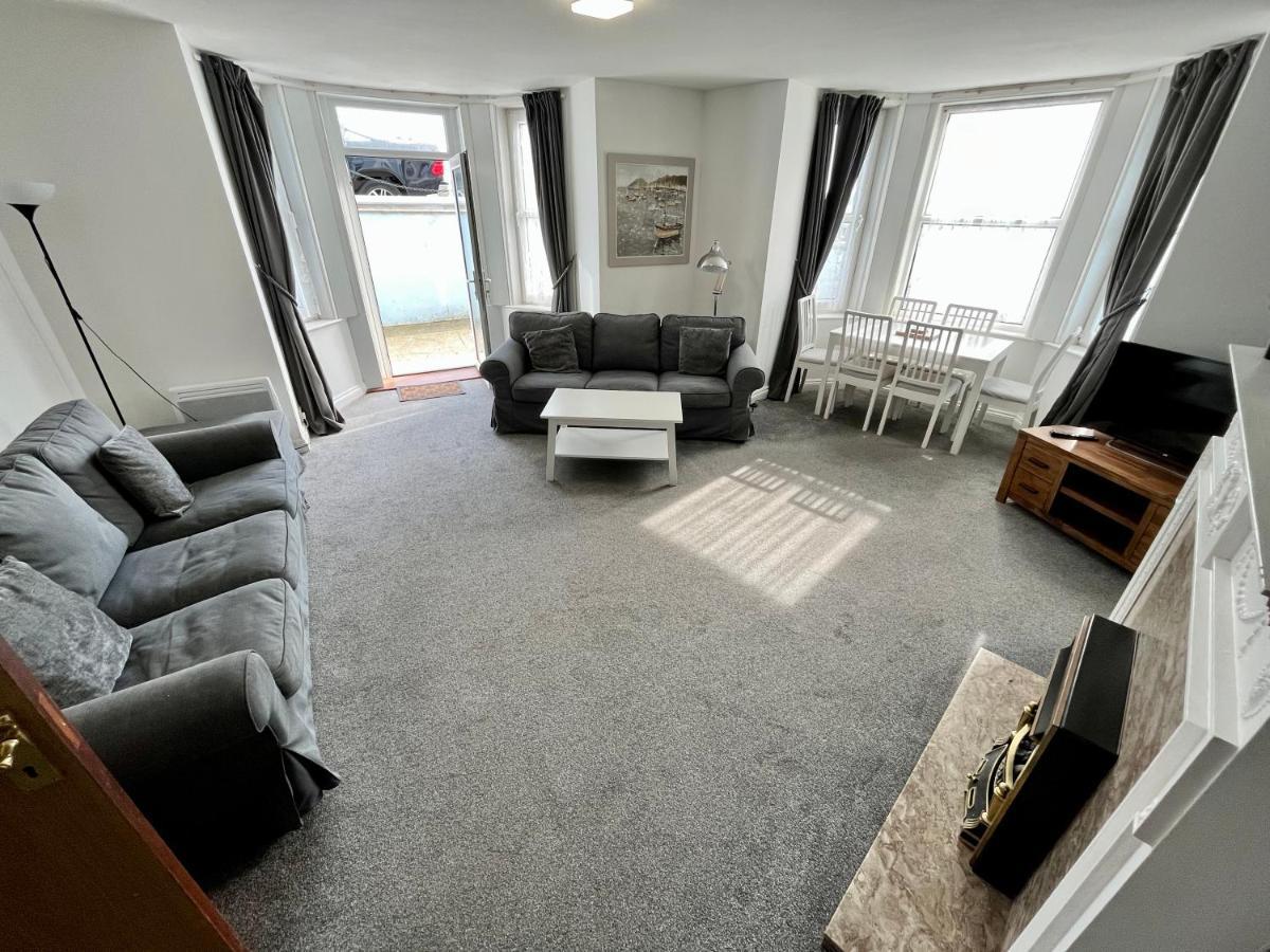 Oceana Holiday Apartments Bridlington Exterior photo