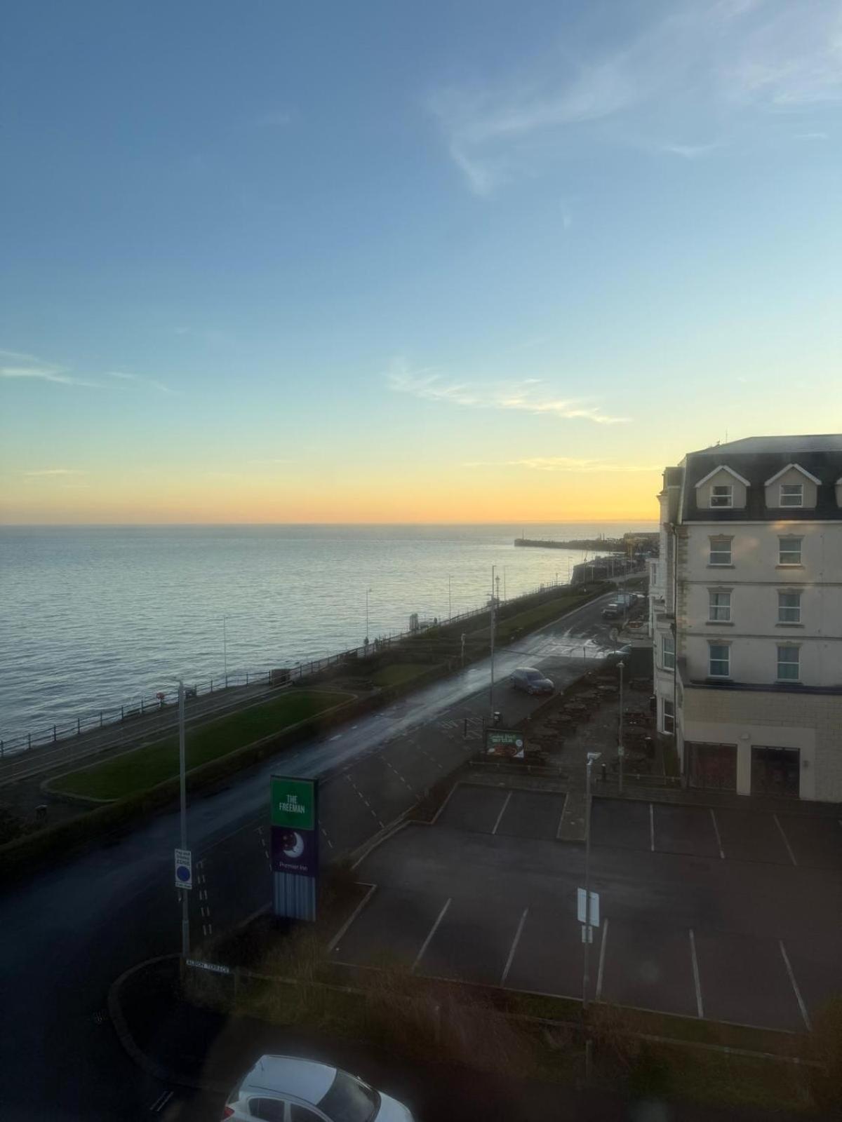 Oceana Holiday Apartments Bridlington Exterior photo