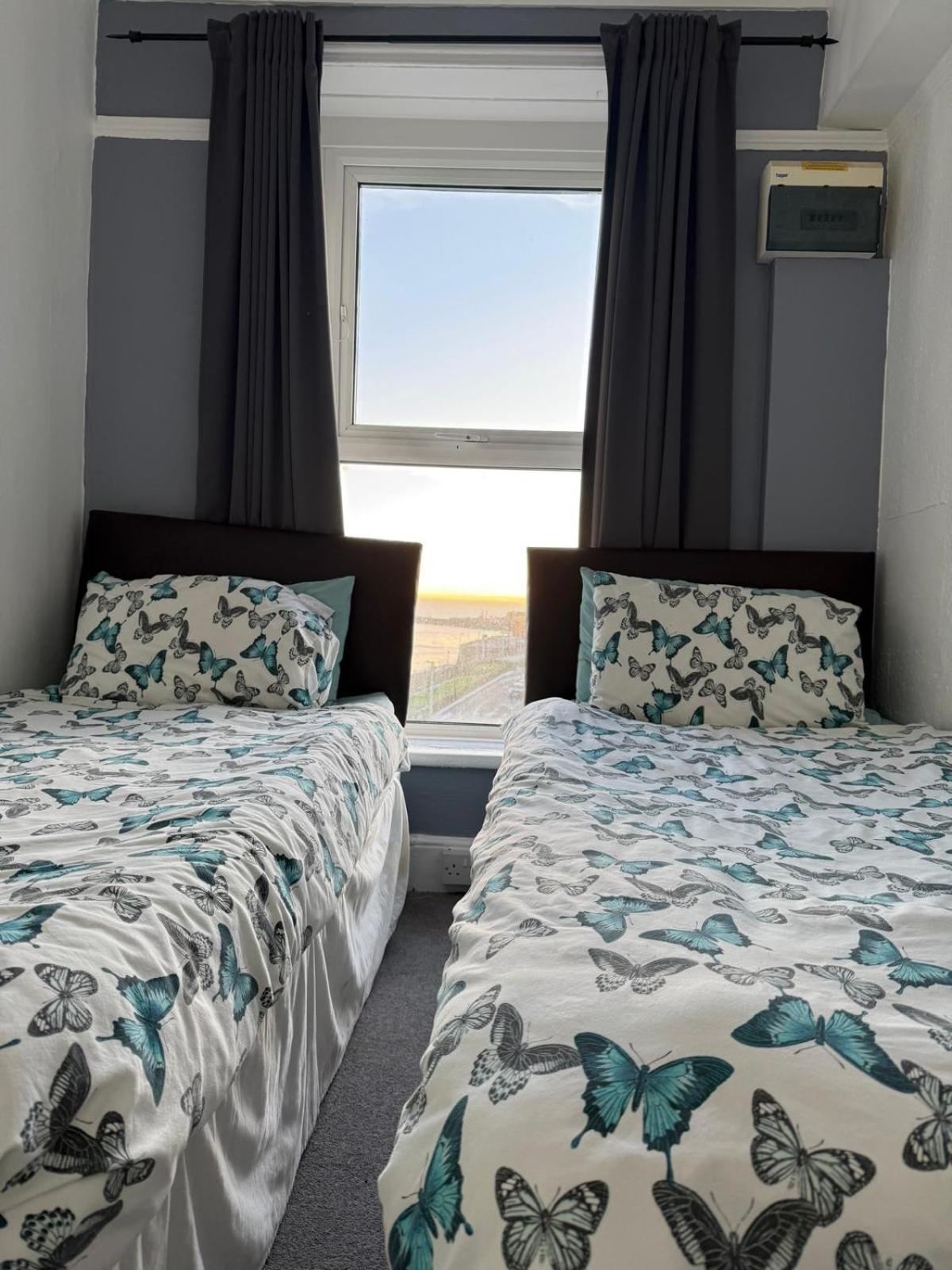 Oceana Holiday Apartments Bridlington Exterior photo